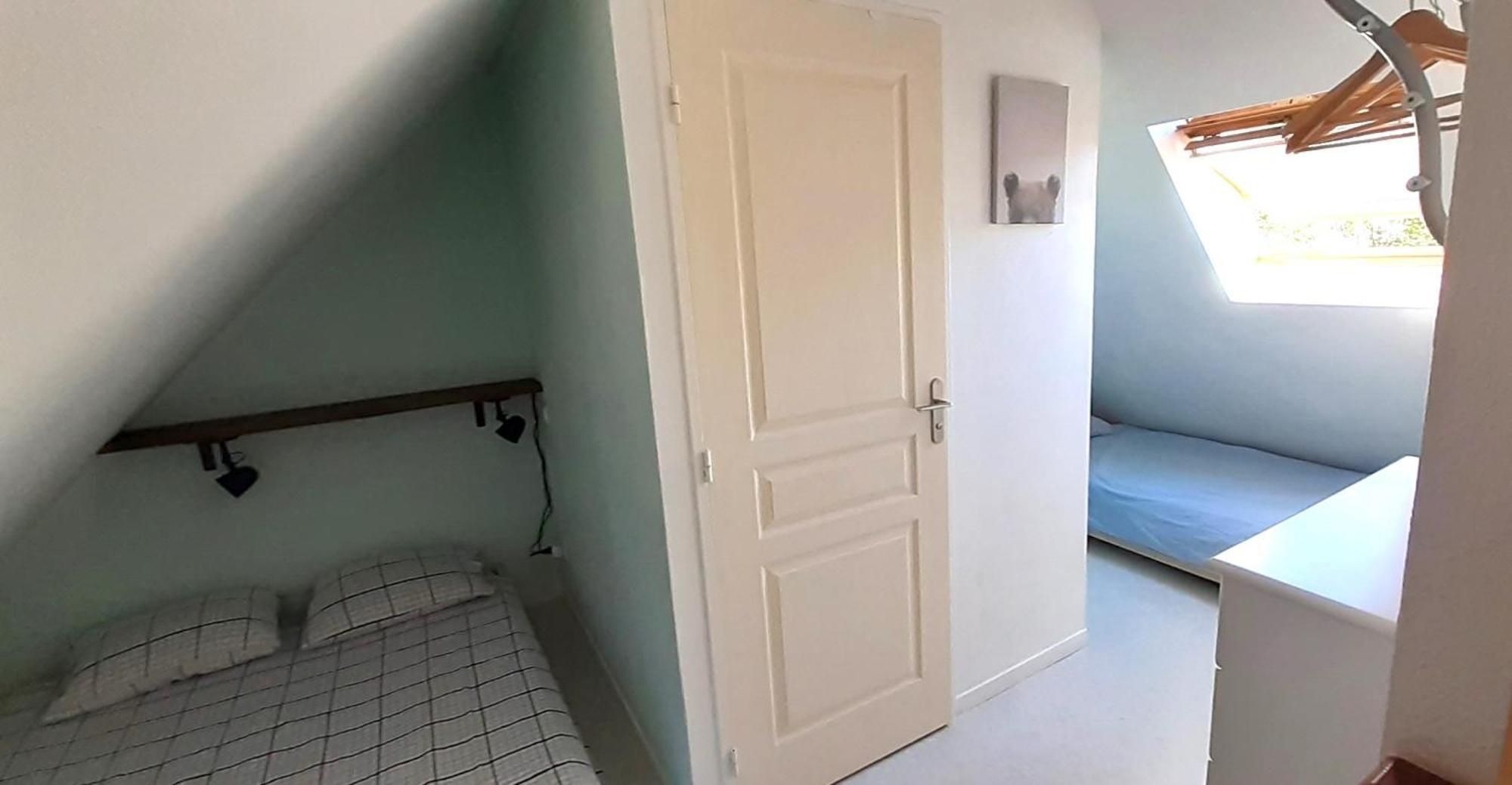 Apartment Joli Triplex 3 Etoiles, Avec Jardin Et Cheminee